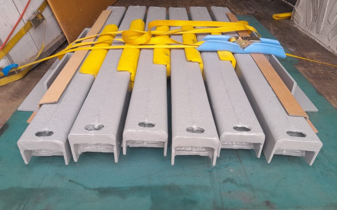 Bezpieczny transport konstrukcji stalowej na halę produkcyjną